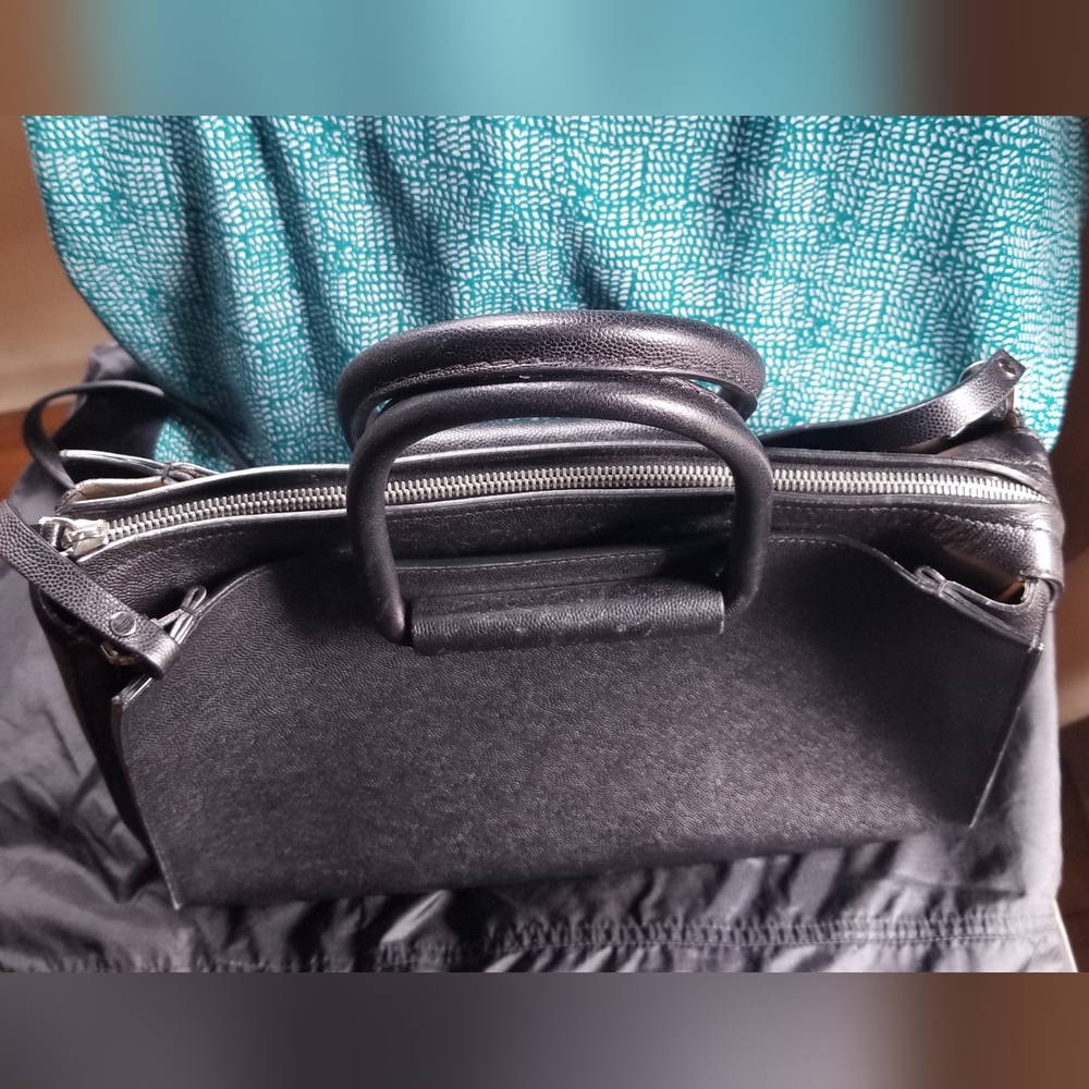 THE ROW Leather Classic Handle Tote - Picture 2 of 13